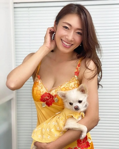 小早川伶子，寂静庭院里的一树樱